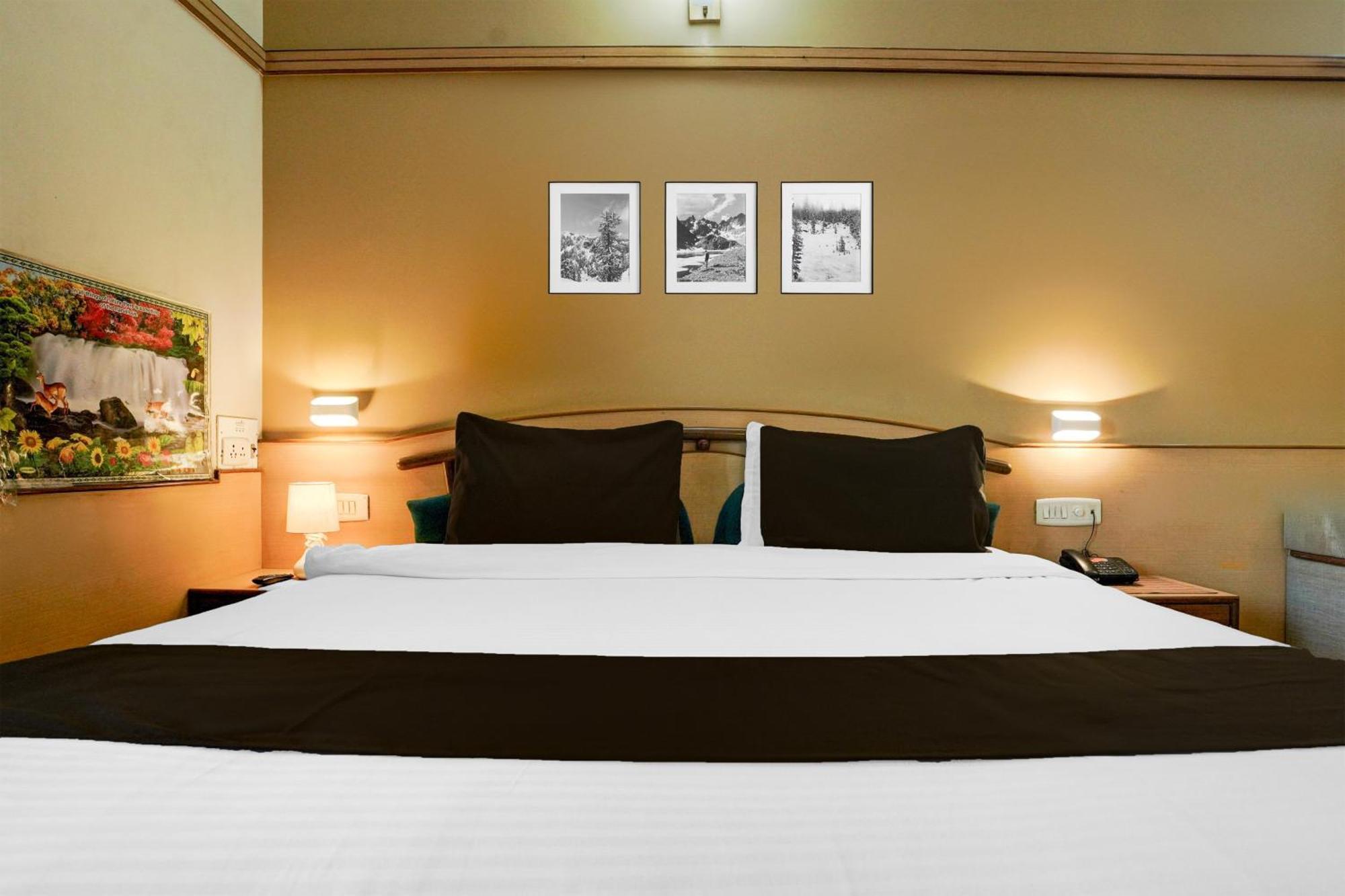 Super Collection O Limda Chowk Formerly Hotel Harmony Rajkot Luaran gambar